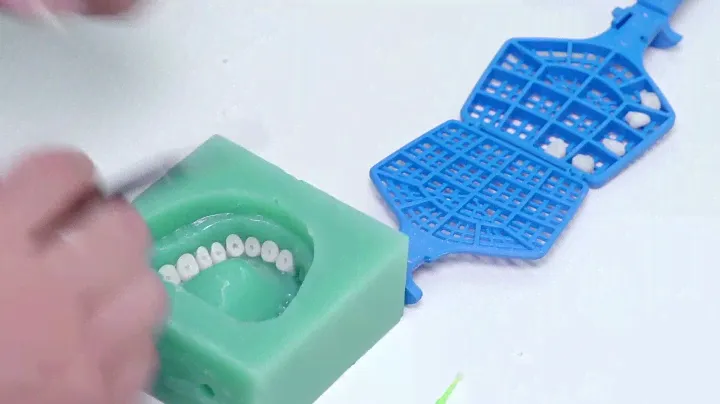 Diamond D High Impact Pour Acrylic Demonstration