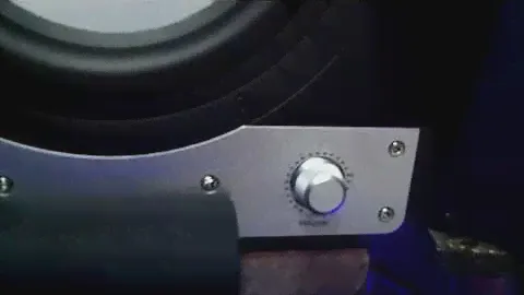 Мониторы EVE AUDIO SC 207 Проблема при включении
