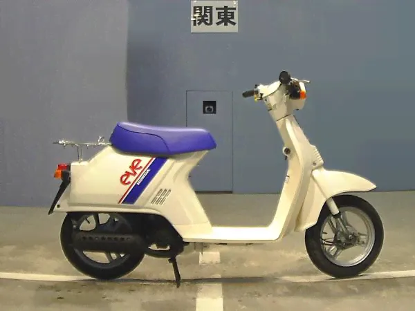 Скутер Honda EVE